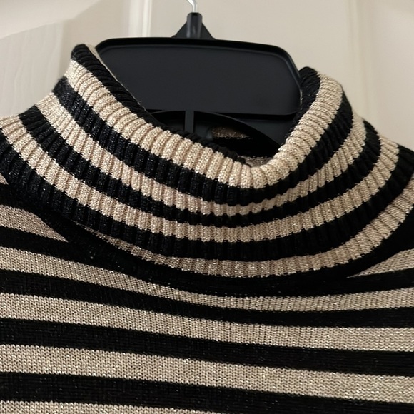 Joseph A Black Khaki Metallic Striped Turtleneck Long Sleeve Size PS New/tags - Picture 4 of 6
